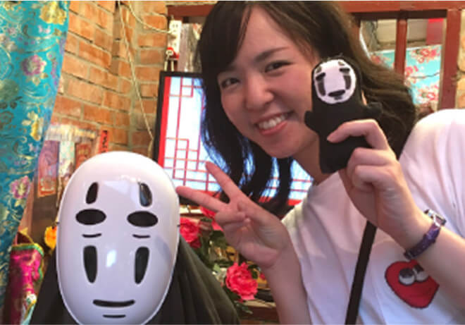 萩島 由莉さんの仕事中の写真